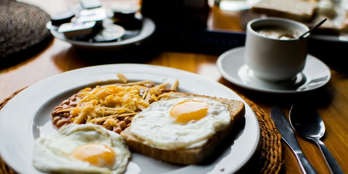 How to Build a Breakfast That Powers Focus All Morning